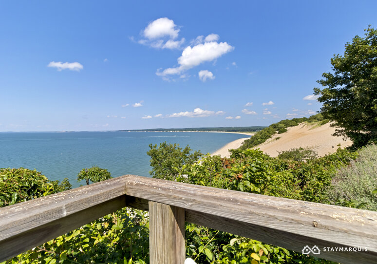 Hamptons Home 1020511