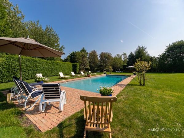 Hamptons Home 1020512