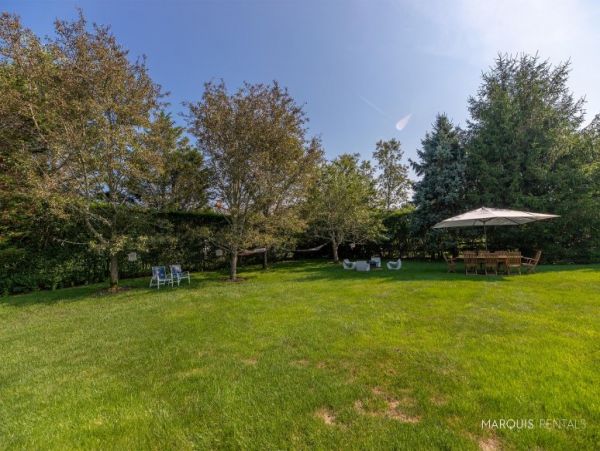 Hamptons Home 1020512