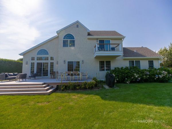 Hamptons Home 1020512