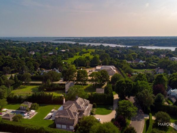 Hamptons Home 1020512