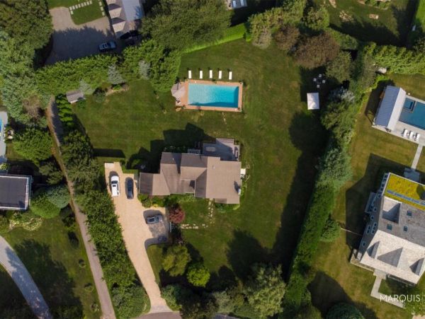 Hamptons Home 1020512