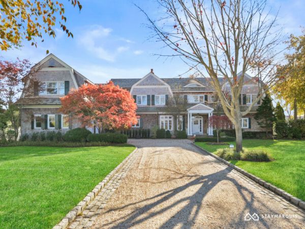 Hamptons Home 1020515