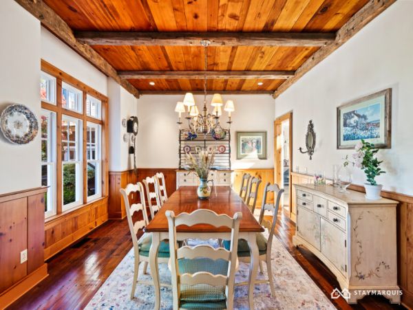 Hamptons Home 1020515