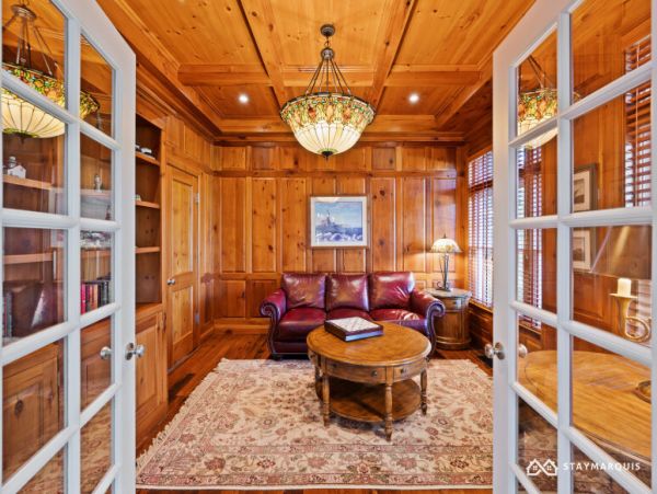 Hamptons Home 1020515