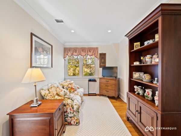 Hamptons Home 1020515