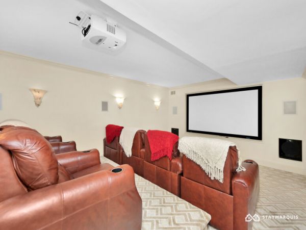 Hamptons Home 1020515