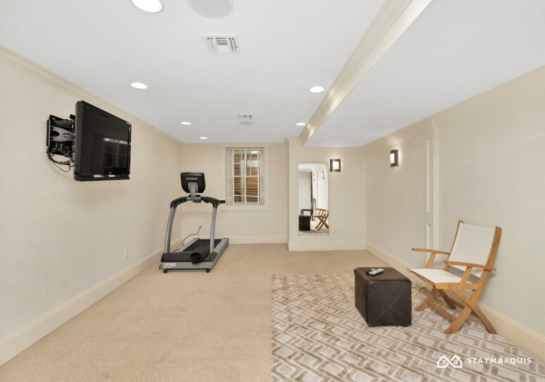 Hamptons Home 1020515
