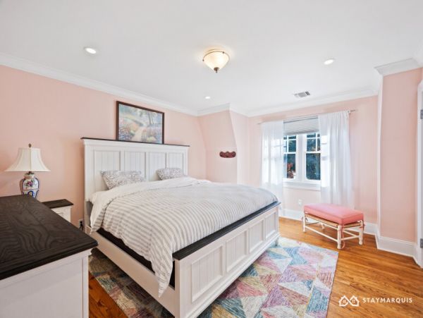 Hamptons Home 1020515