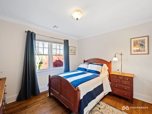 Hamptons Home 1020515