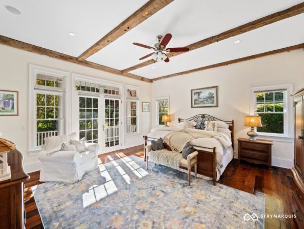 Hamptons Home 1020515