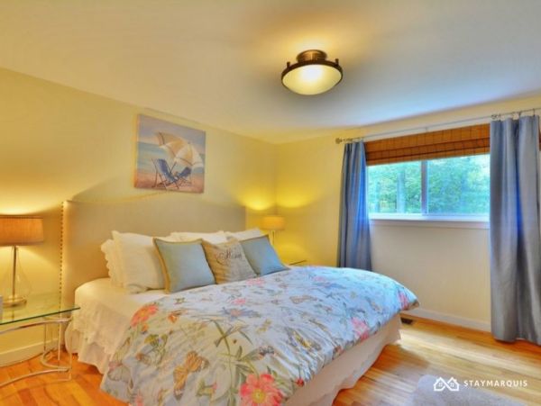 Hamptons Home 1020516