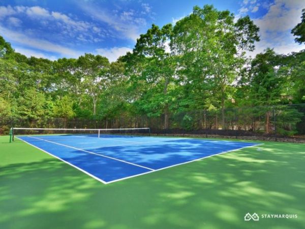Hamptons Home 1020516