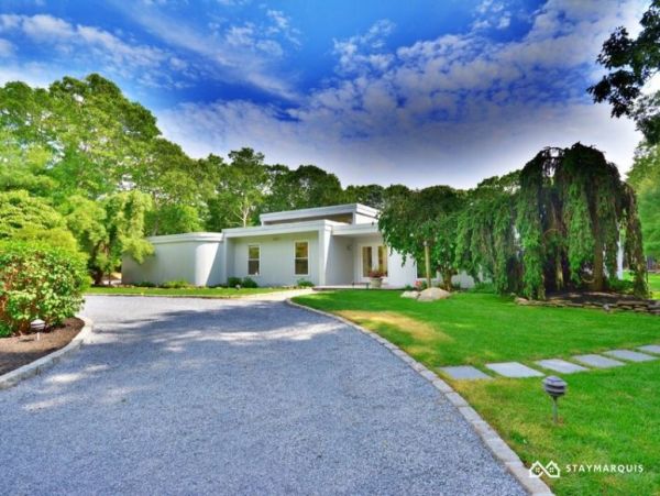 Hamptons Home 1020516