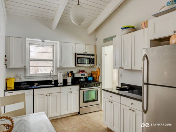 Hamptons Home 1020517