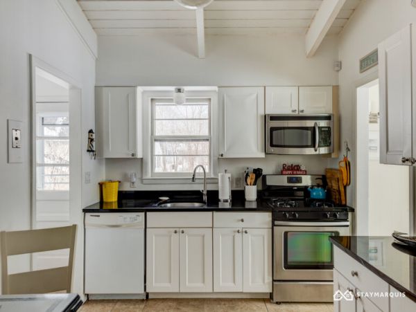 Hamptons Home 1020517
