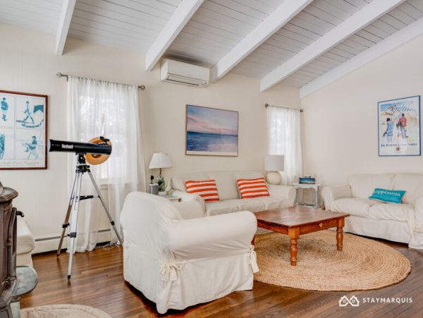 Hamptons Home 1020517