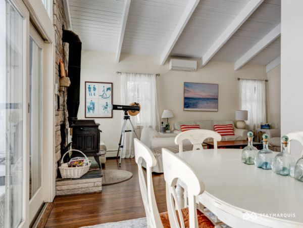 Hamptons Home 1020517