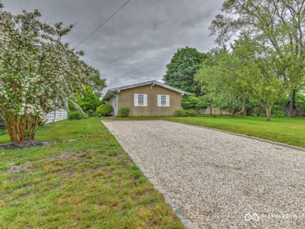 Hamptons Home 1020517