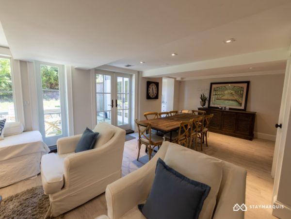 Hamptons Home 1020518