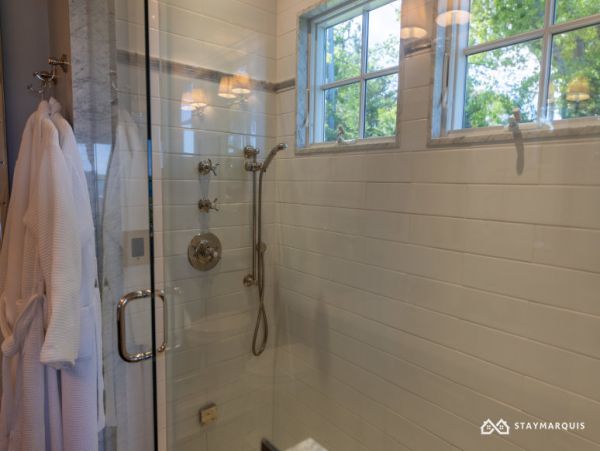 Hamptons Home 1020518