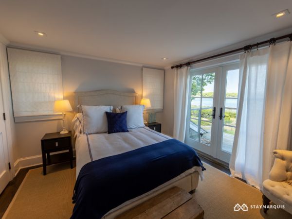 Hamptons Home 1020518