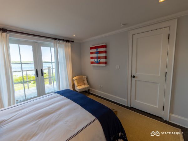 Hamptons Home 1020518