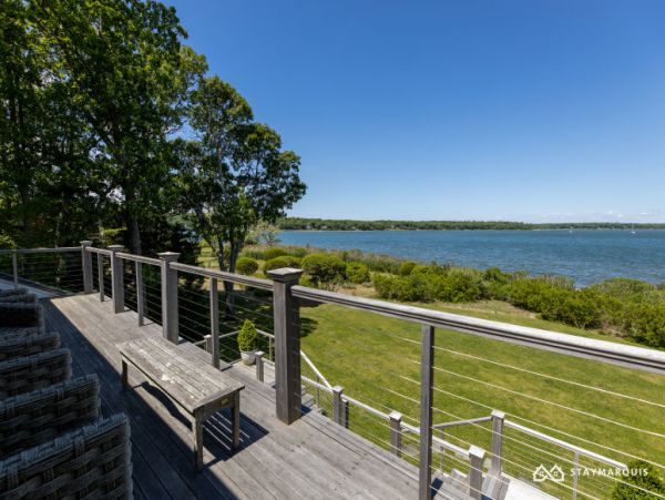 Hamptons Home 1020518