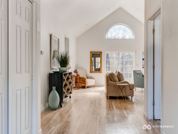 Hamptons Home 1020520