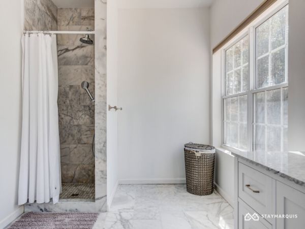 Hamptons Home 1020520