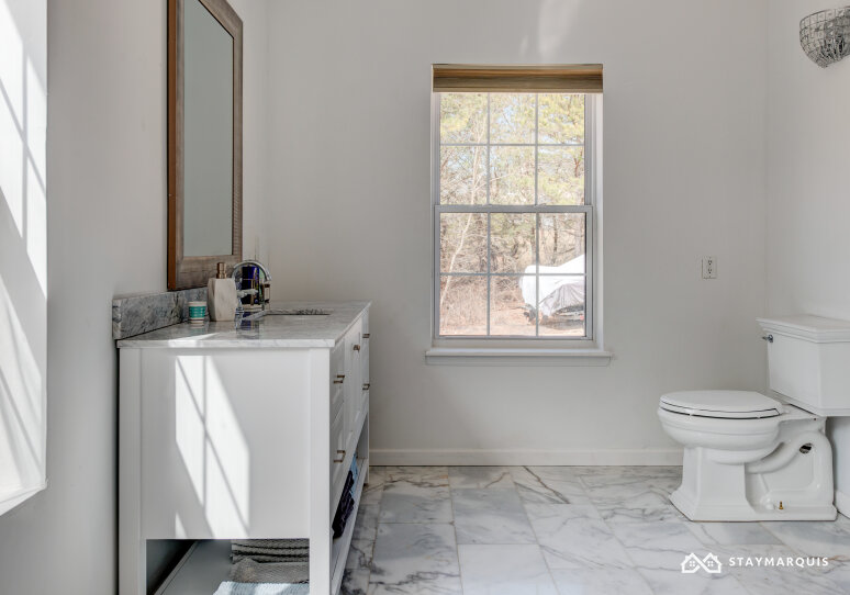 Hamptons Home 1020520