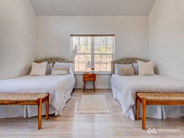 Hamptons Home 1020520