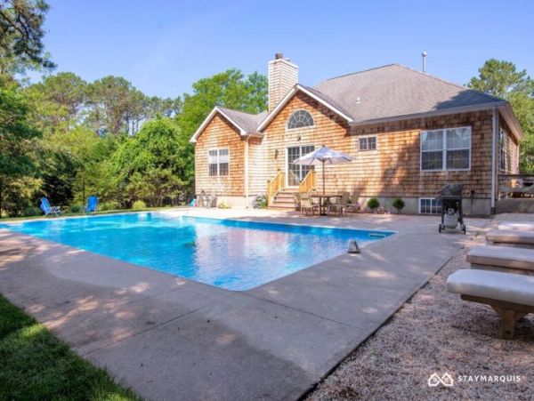 Hamptons Home 1020520