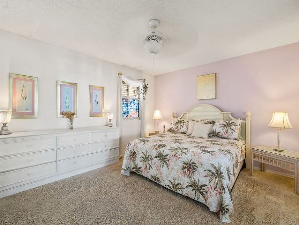Cozy 2-Bedroom Retreat on Anna Maria Island