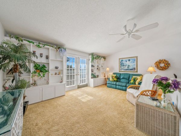 Cozy 2-Bedroom Retreat on Anna Maria Island
