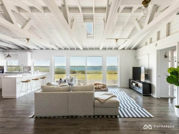 Hamptons Home 1020522