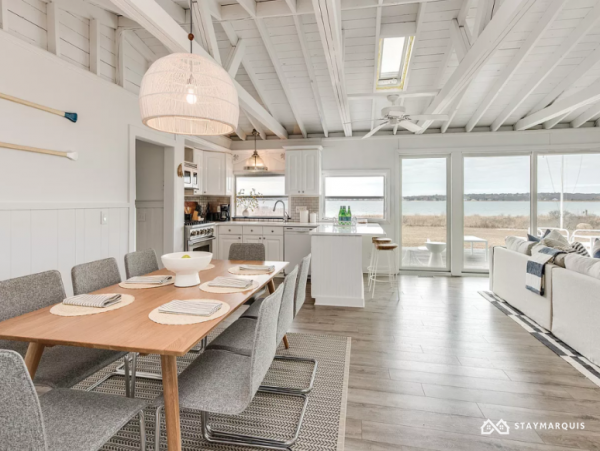 Hamptons Home 1020522