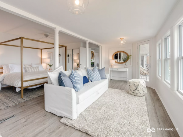 Hamptons Home 1020522