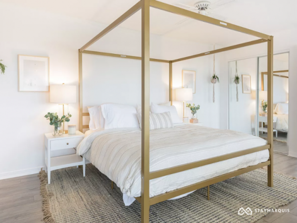 Hamptons Home 1020522