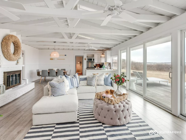 Hamptons Home 1020522