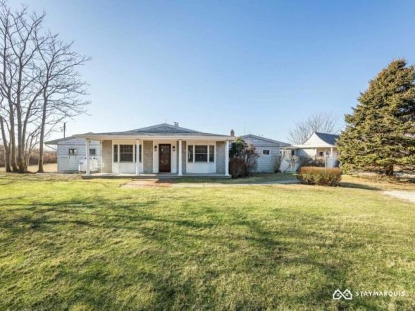 Hamptons Home 1020522