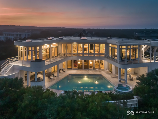 Hamptons Home 1020523