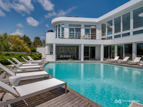 Hamptons Home 1020523