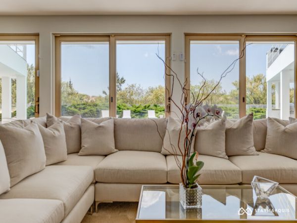 Hamptons Home 1020523