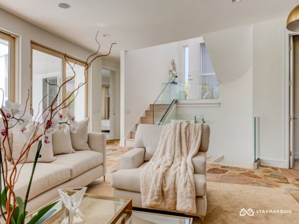 Hamptons Home 1020523
