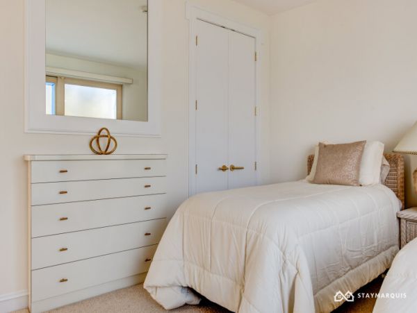 Hamptons Home 1020523