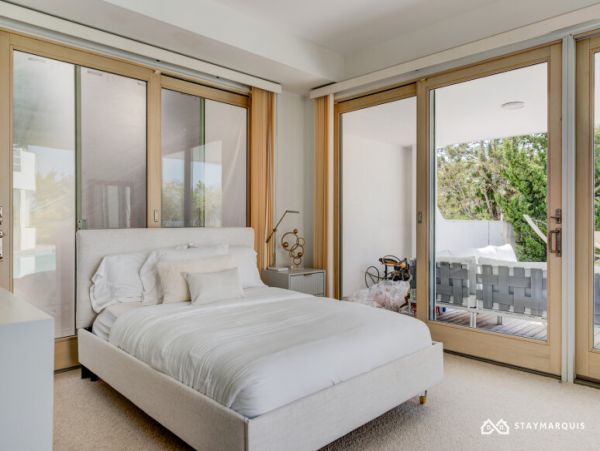 Hamptons Home 1020523