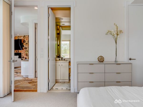 Hamptons Home 1020523