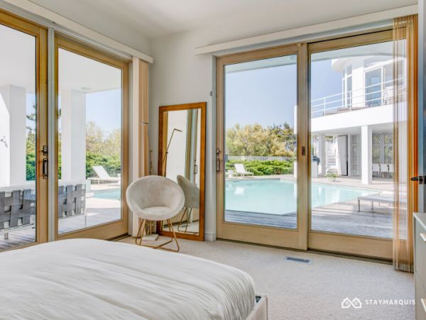Hamptons Home 1020523
