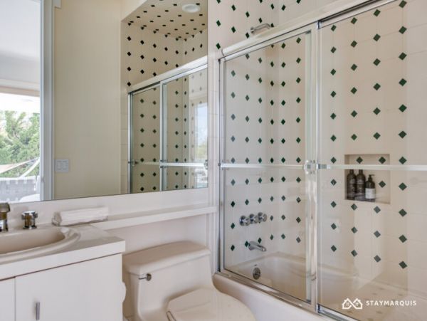 Hamptons Home 1020523